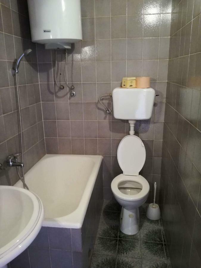 Apartmani โวดีเซ ภายนอก รูปภาพ